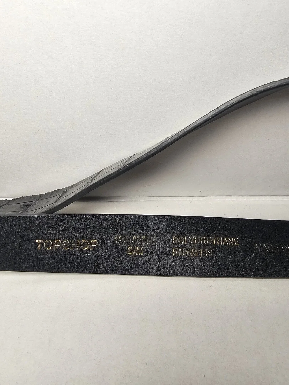 Topshop Faux Croc Black Women's Belt with Decorative Gold Buckle Size S/M 19x15